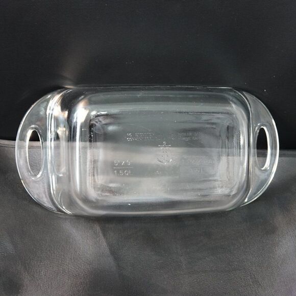 Anchor Hocking 1.5 QT Baking Dish Clear Glass - Picture 2 of 6